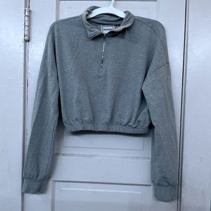 Grey crop top sweatshirt